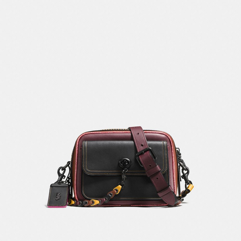 Turnlock Dylan With Colorblock Coach Link Detail | COACH®
