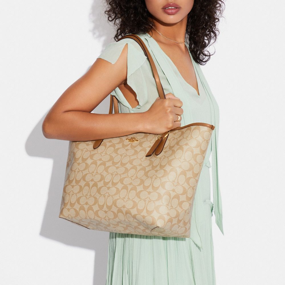 Bags, Wallets & More For Women | COACH® Outlet