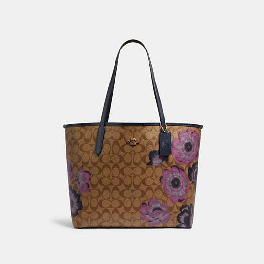 Total 99+ imagen coach city tote in signature canvas with kaffe fassett print