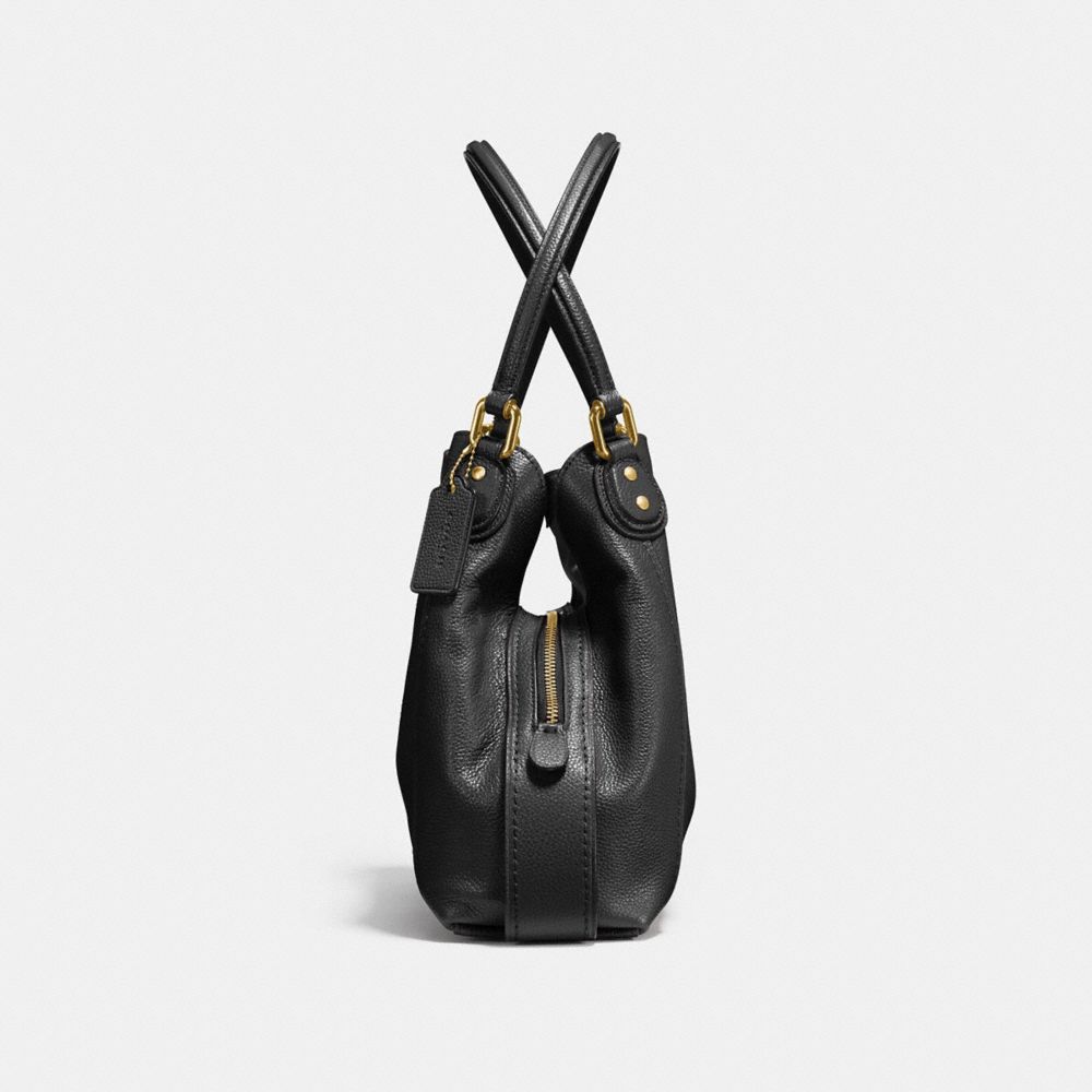 Edie Shoulder Bag 31