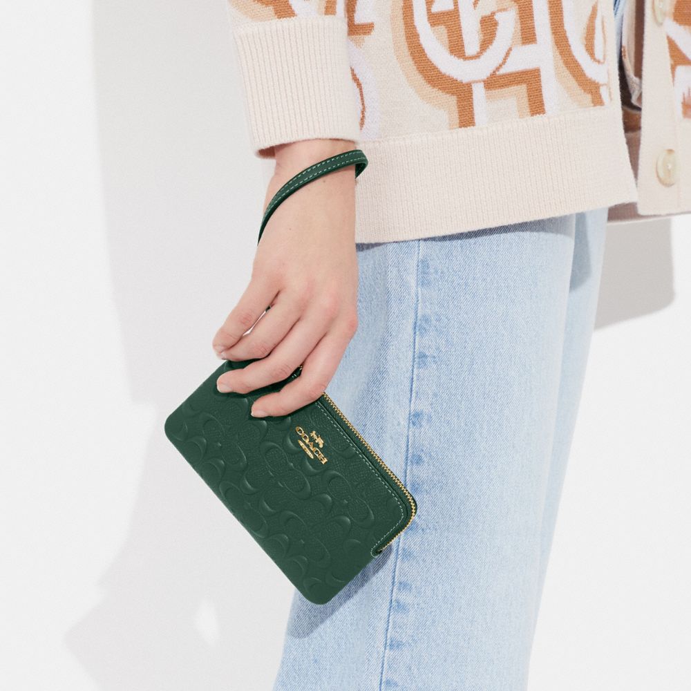 Corner Zip Wristlet In Signature Leather