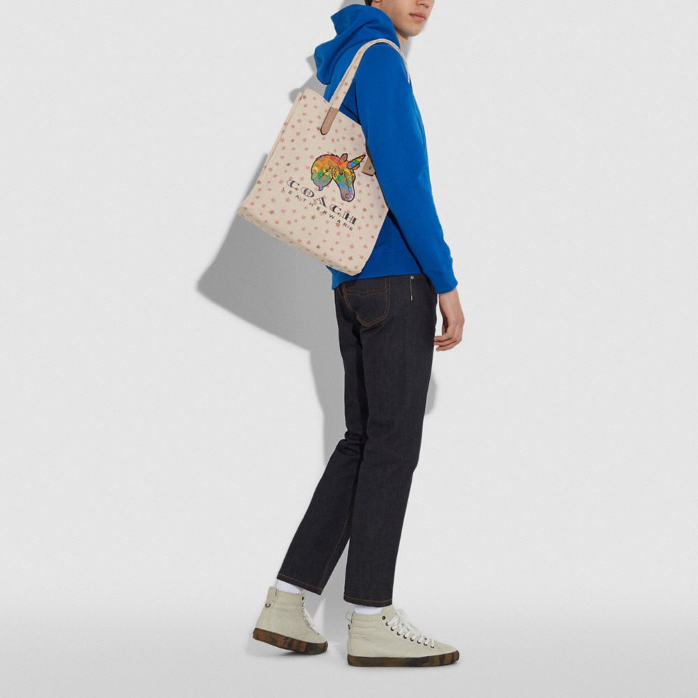 COACH® | Tote With Rainbow Signature Uni