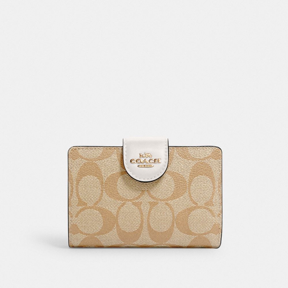 COACH OUTLET® | Kleo Wallet In Blocked Signature Canvas