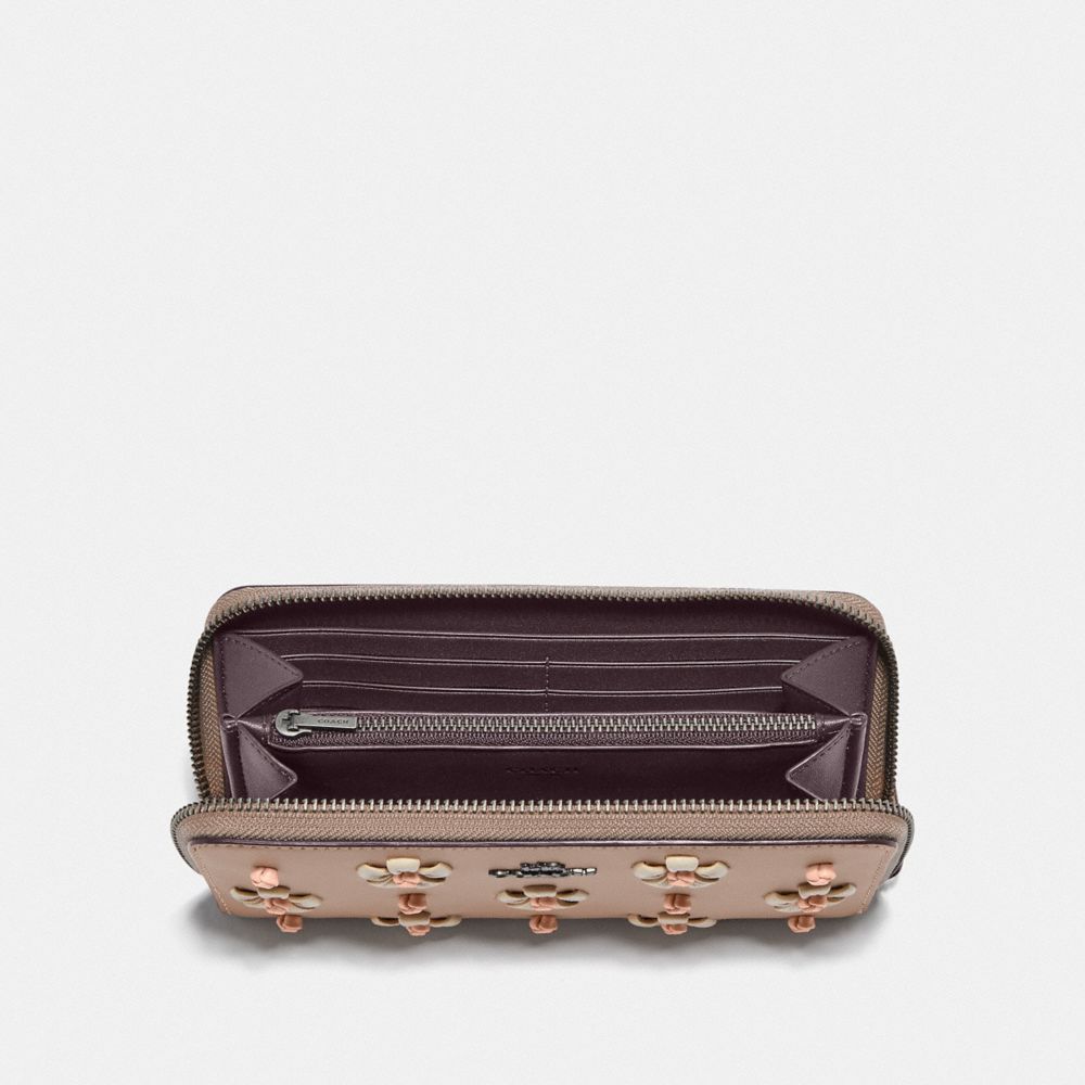 Accordion Zip Wallet With Tea Rose Knot | COACH®