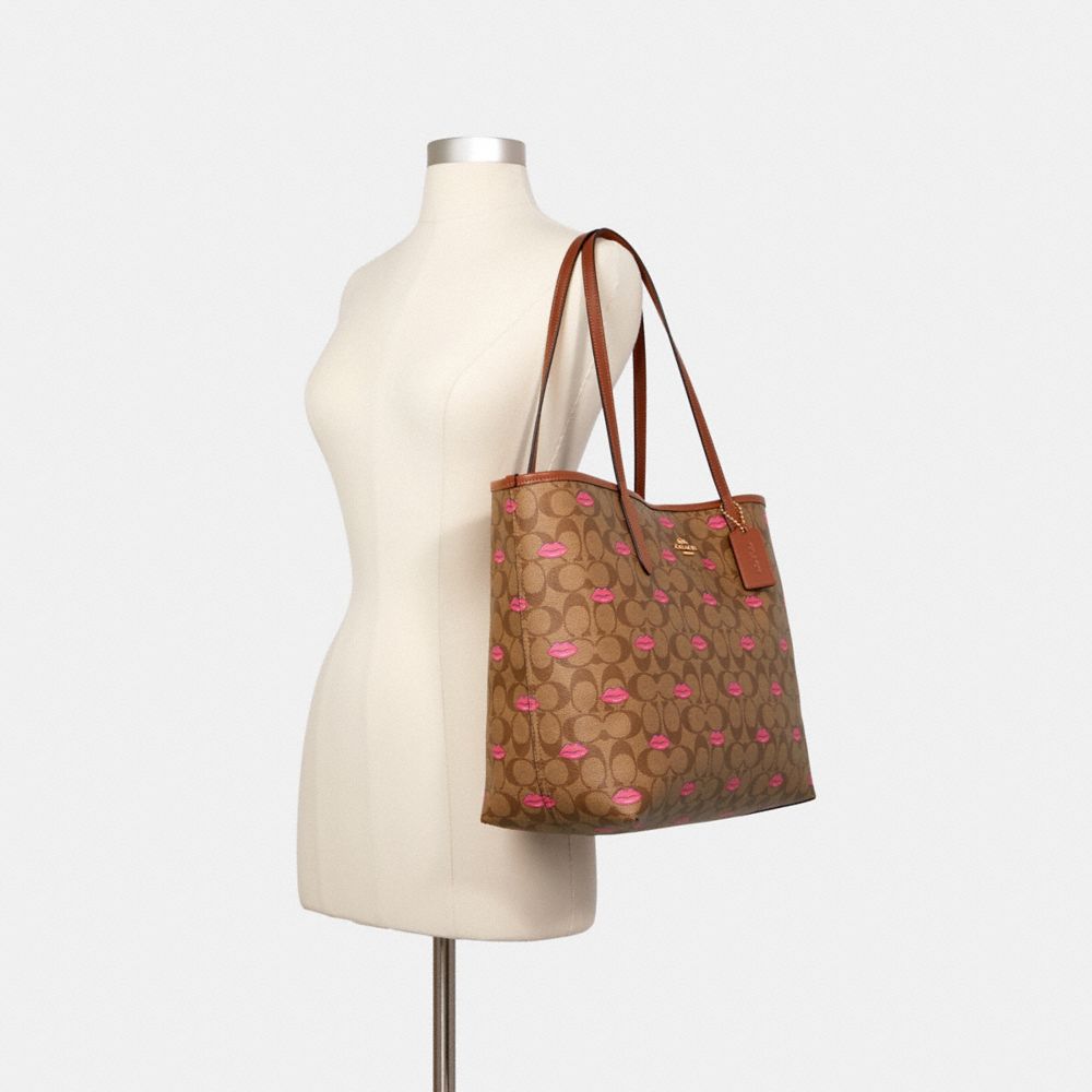 COACH® Outlet | City Tote In Signature Canvas With Lips Print