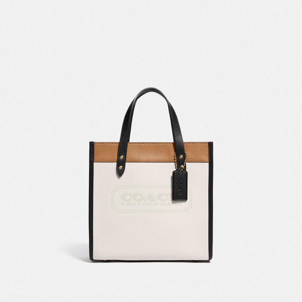 Introducir 60+ imagen field tote 22 in colorblock with coach badge