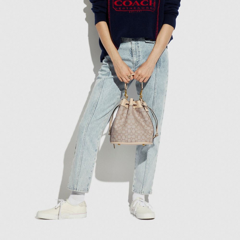 Coach Signature Jacquard Field Bucket Bag www.ugel01ep.gob.pe
