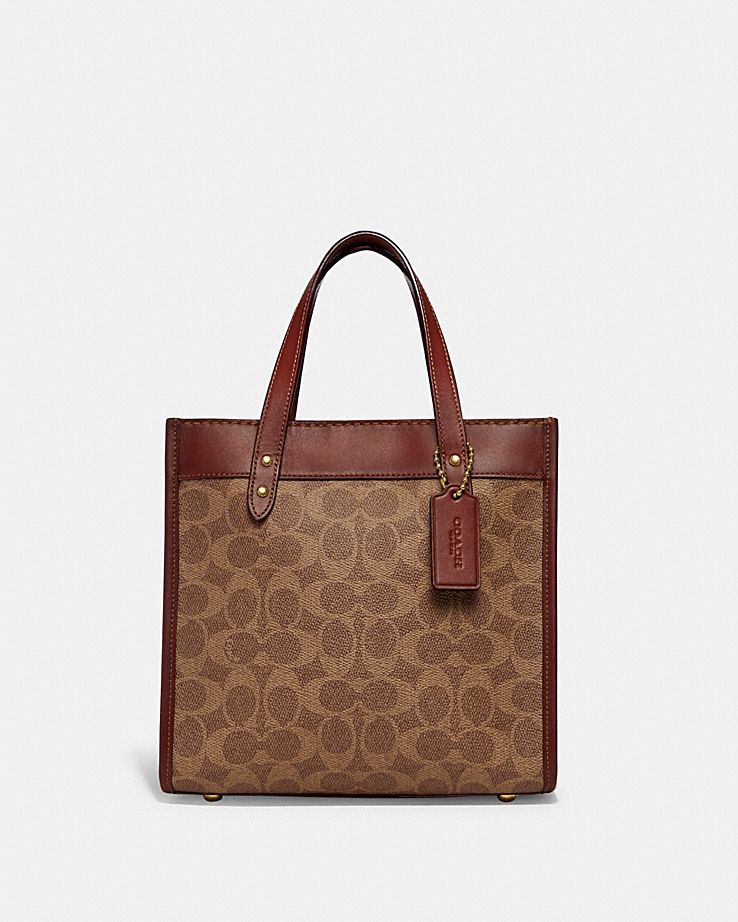 CoachField Tote 22 With Horse And Carriage Print