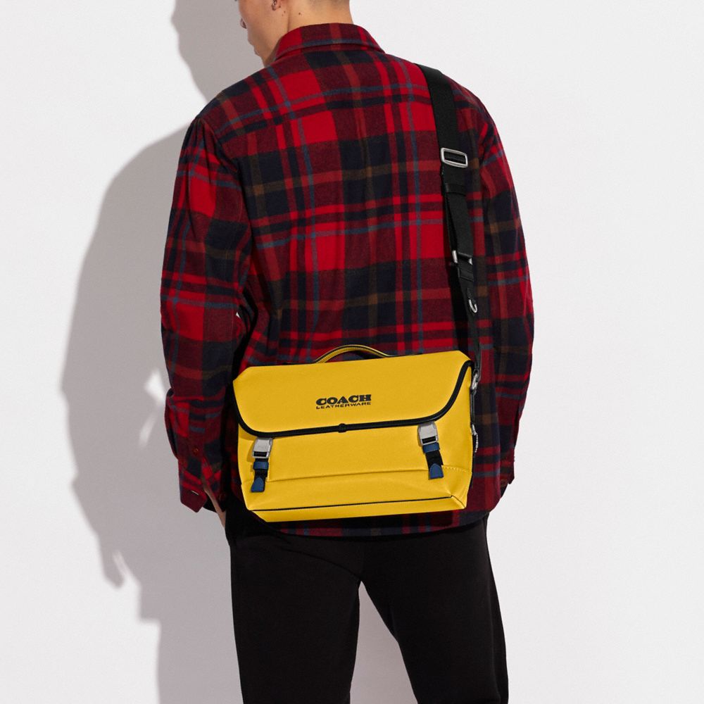 未使用限定COACHコーチショルダーバッグリーグバイクバッグC5344イエロー-