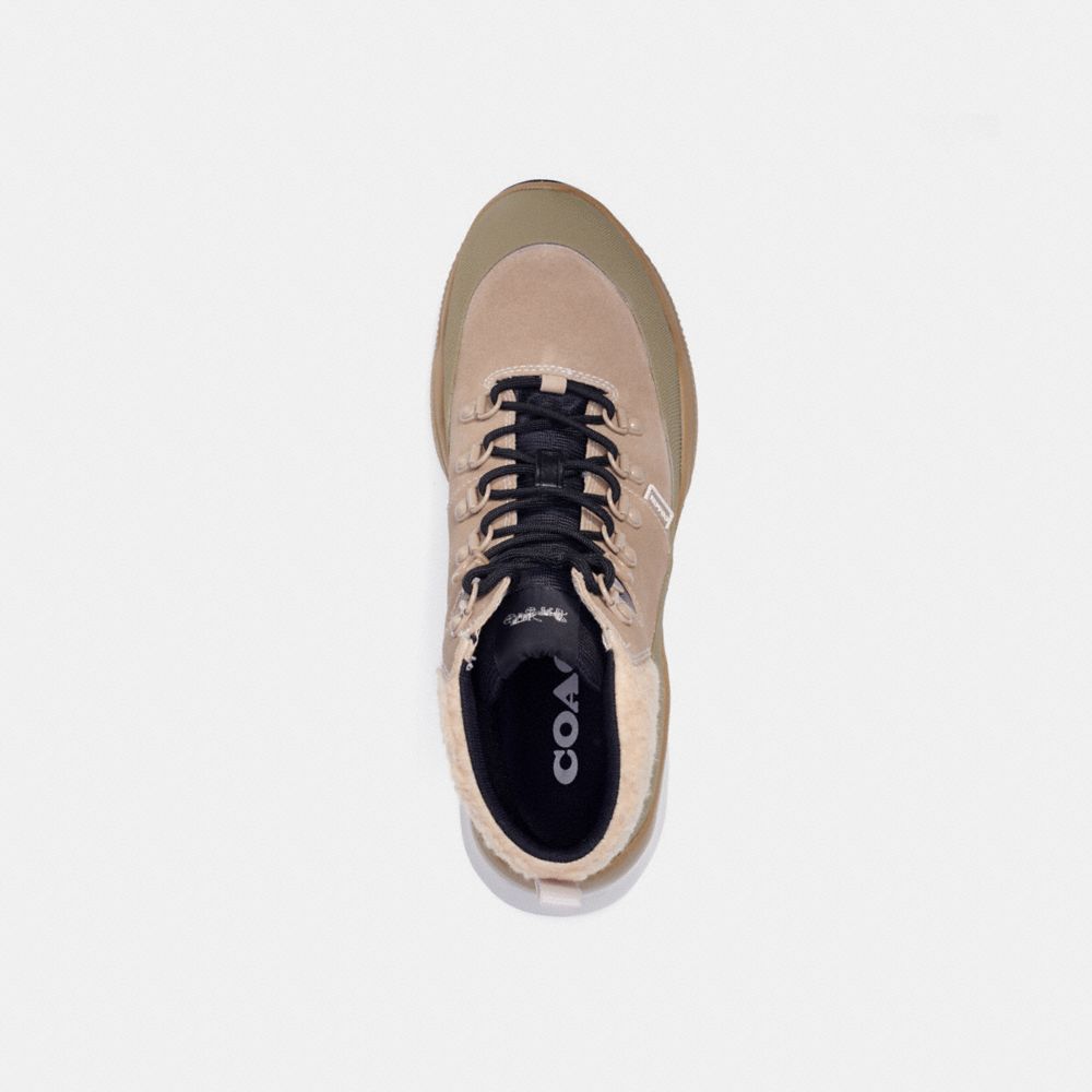 Citysole Hiker