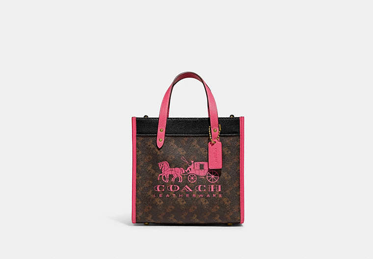Field Tote 22 With Horse And Carriage Print And Carriage Badge