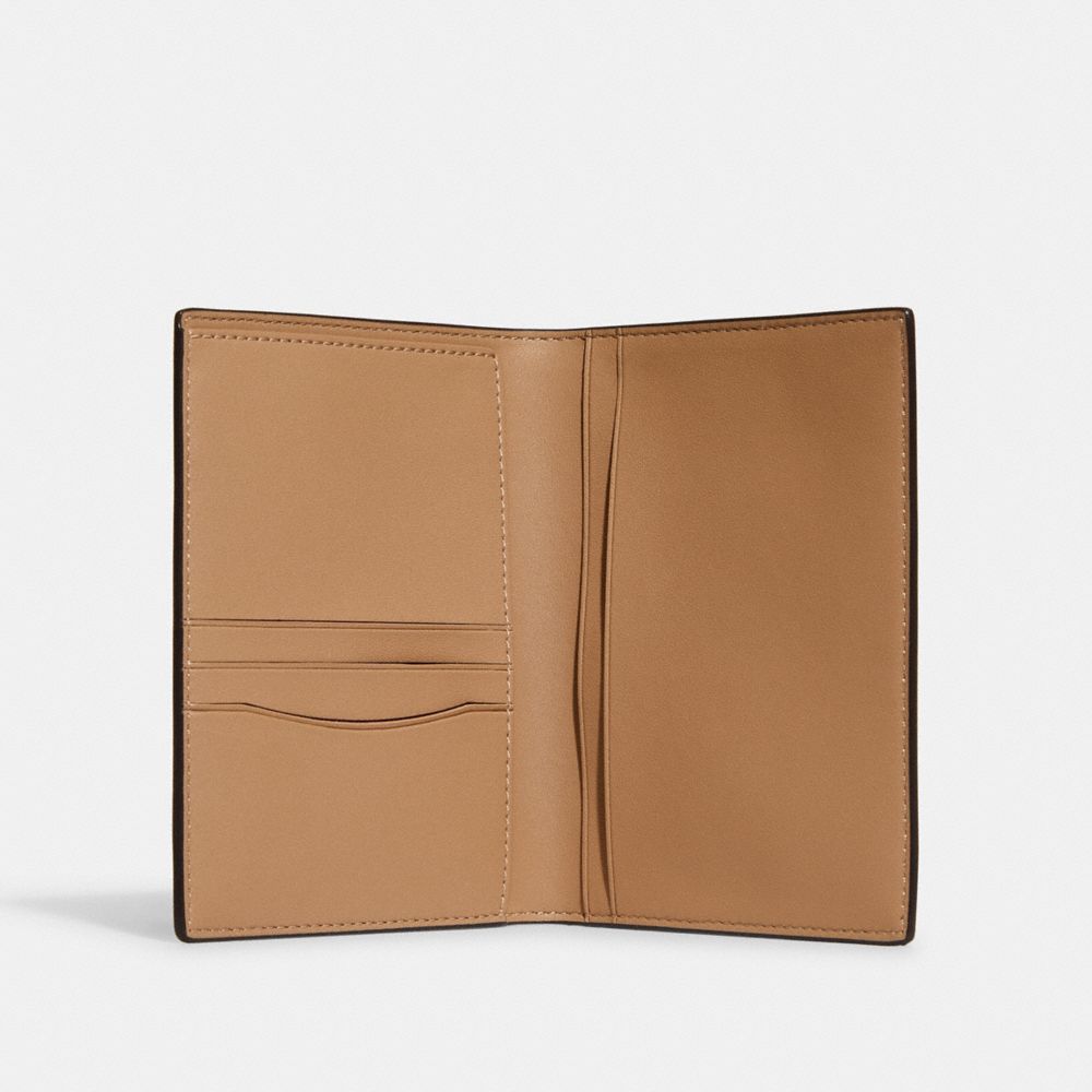 Top 50+ imagen coach outlet passport holder
