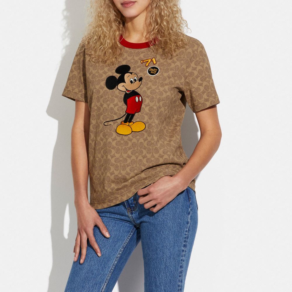 公式 Coach コーチ Disney X Coach ミッキーマウス アンド フレンズ シグネチャー Tシャツ オーガニック コットン トップス Tシャツ