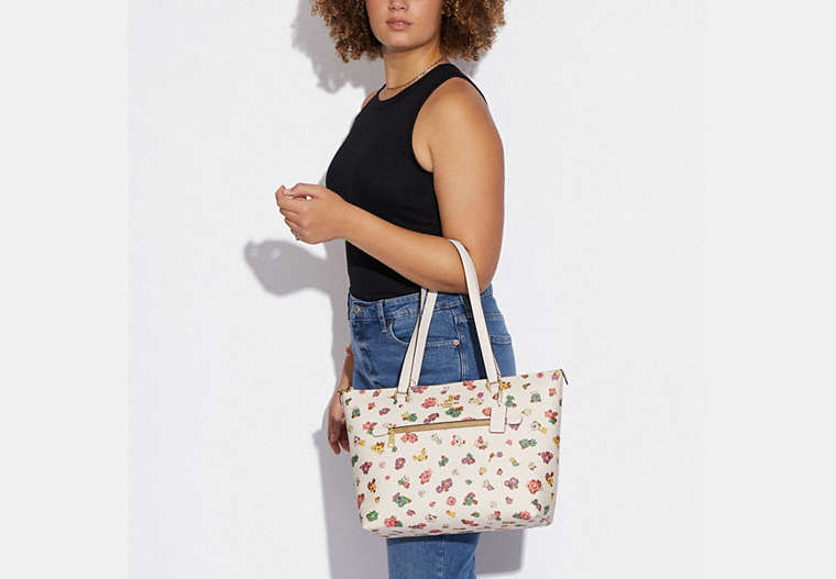 Gallery Tote With Spaced Floral Field Print