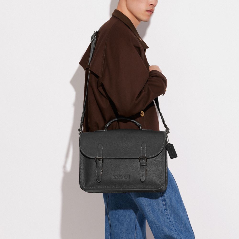 coachコーチの 本革 ビジネスバック 書類バック 出来る営業マン