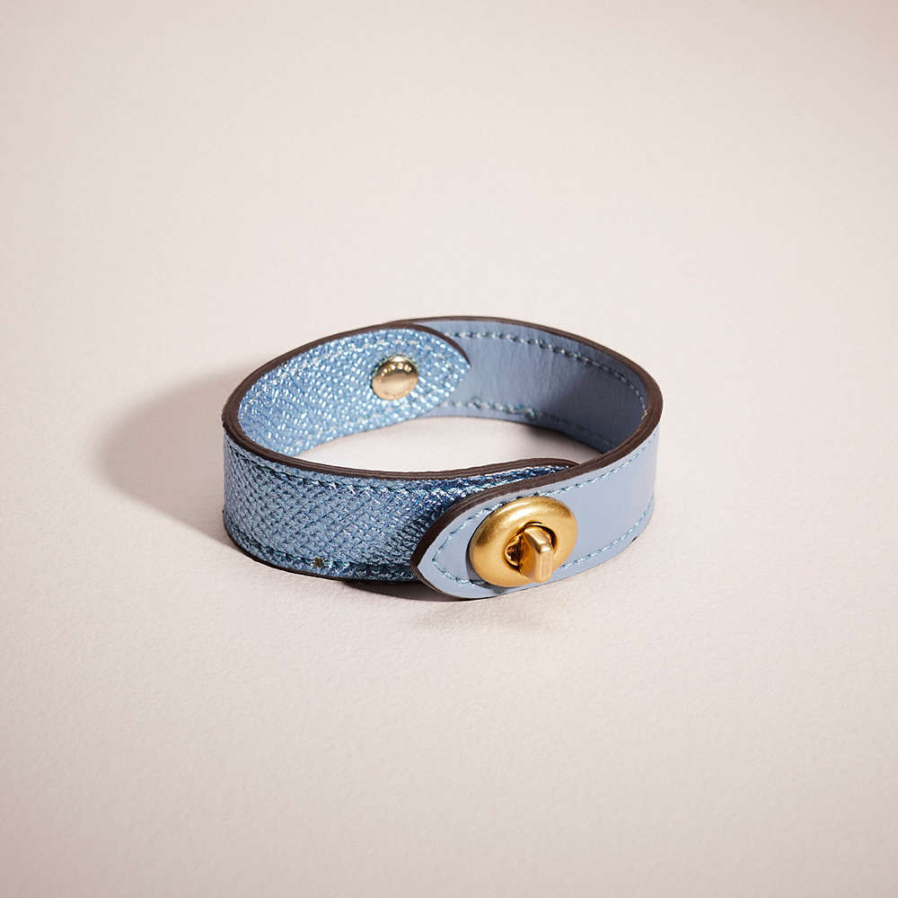 Coach Remade Turnlock Bracelet In Blue/multi