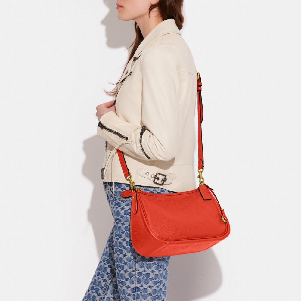 公式】COACH – コーチ | ケリー クロスボディ | ボディバッグ&斜めがけ