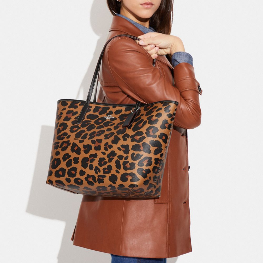 extract Adelaide Megalopolis COACH® | City Tote With Leopard Print And Signature Canvas Interior