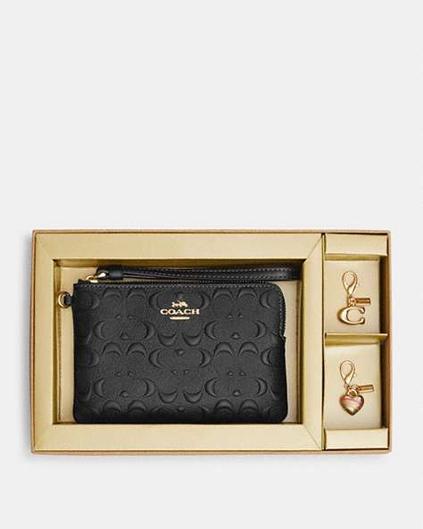 COACH®,BOXED CORNER ZIP WRISTLET IN SIGNATURE LEATHER,Smooth Calf Leather,Mini,Gold/Black,Front View