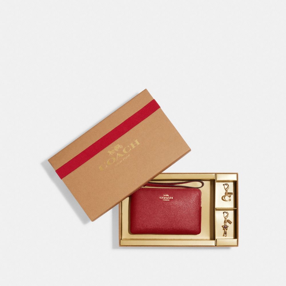 Boxed Corner Zip Wristlet