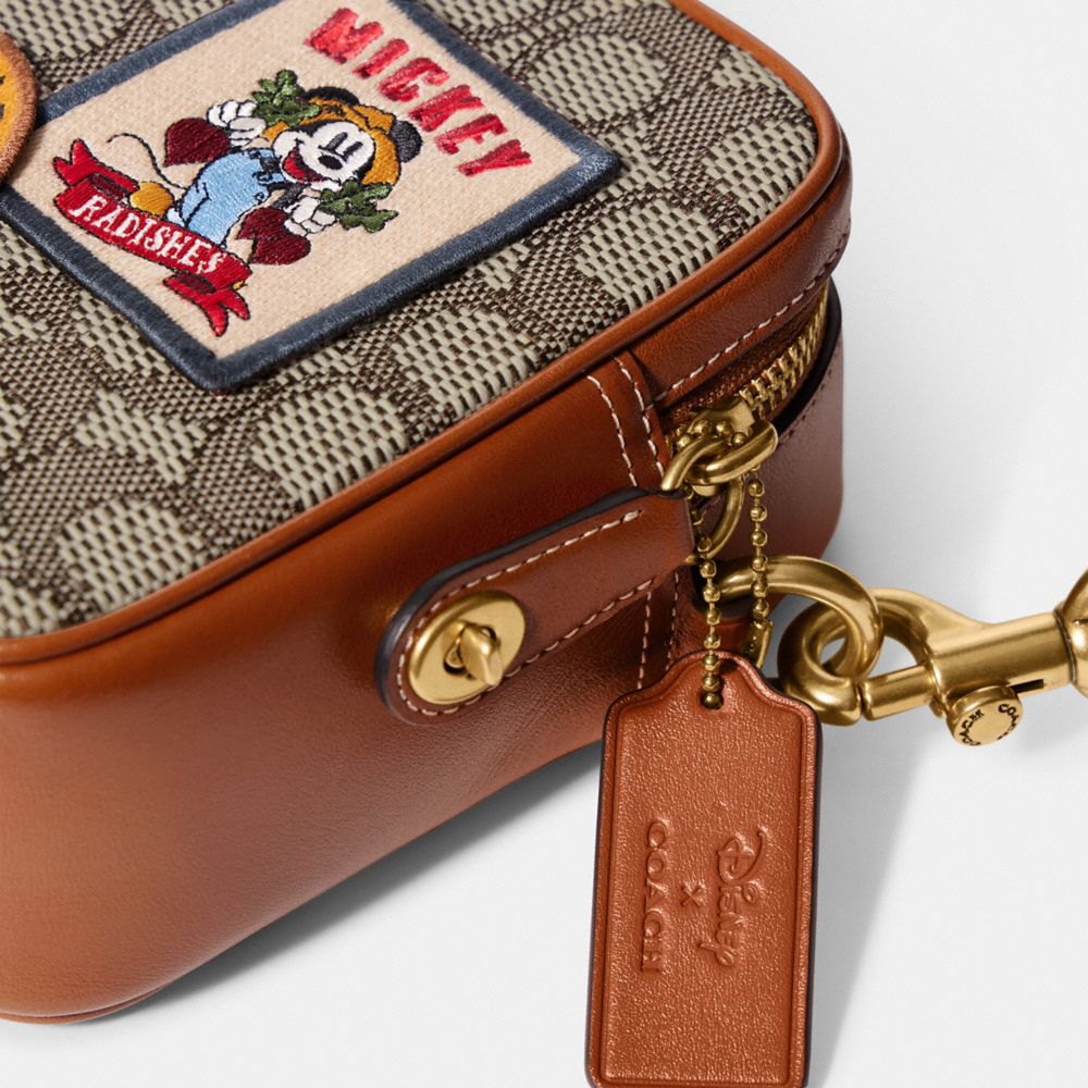 新着商品 ショルダーバッグ COACHディズニー バッグ DISNEY×COACH