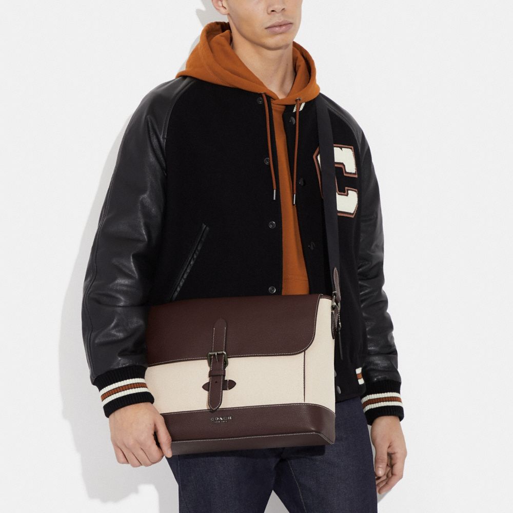 COACH ハドソン メッセンジャーバッグ