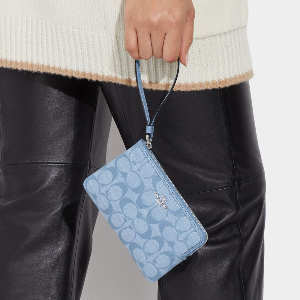 Corner Zip Wristlet In Signature Chambray