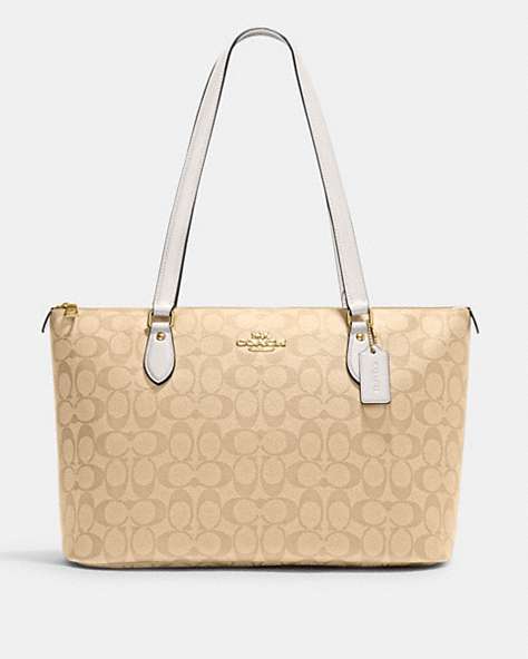 COACH®,GALLERY TOTE IN SIGNATURE CANVAS,pvc,Large,Everyday,Gold/Light Khaki Chalk,Front View
