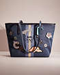 Upcrafted City Zip Tote With Horse And Carriage