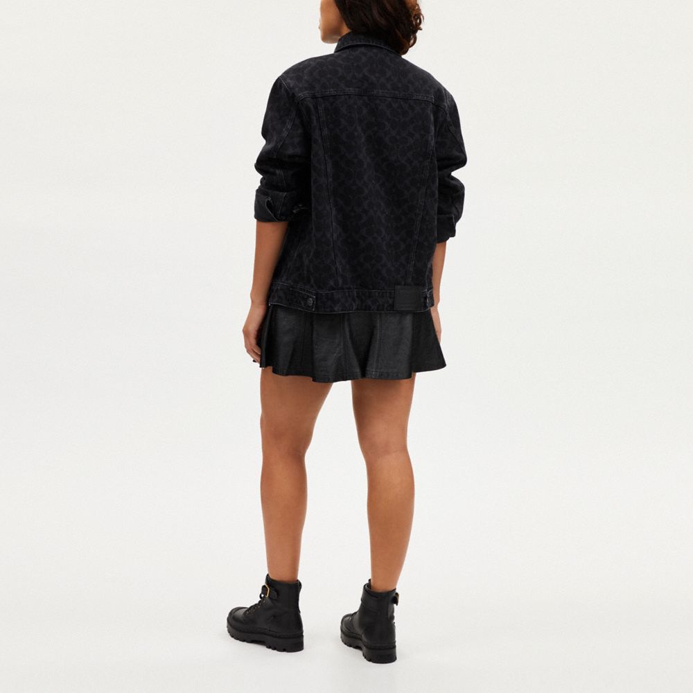 COACH®,Signature Denim Jacket,Cotton,Trucker,Denim,Button,Casual,,Scale View