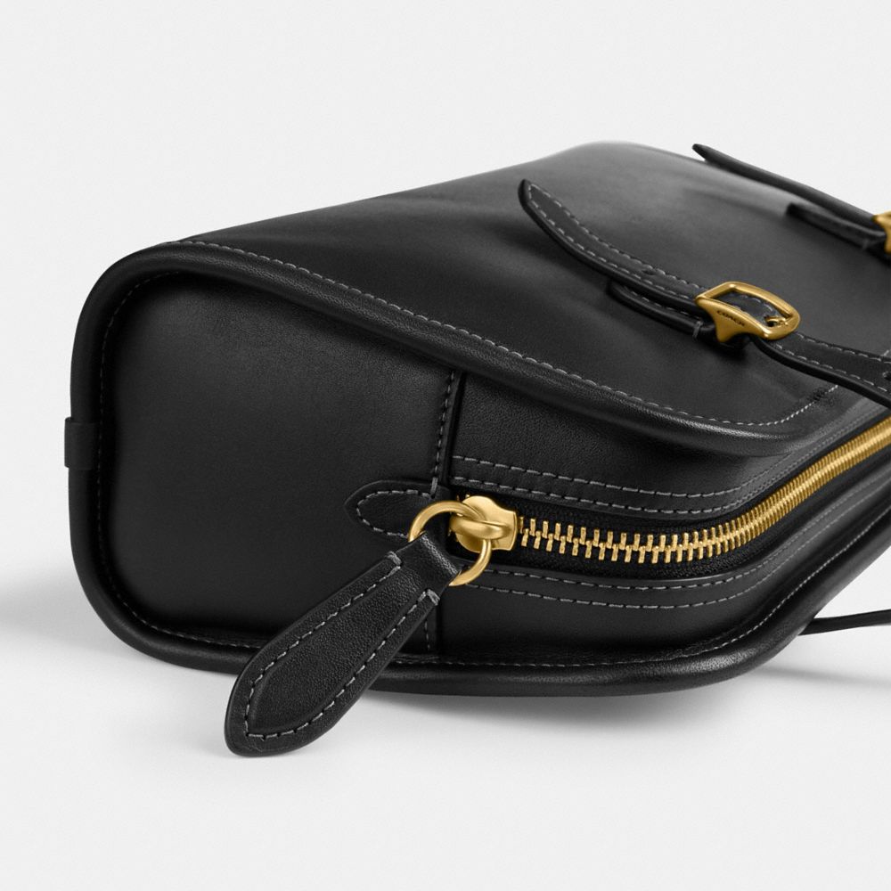 Coach Swing Zip In Brass/black