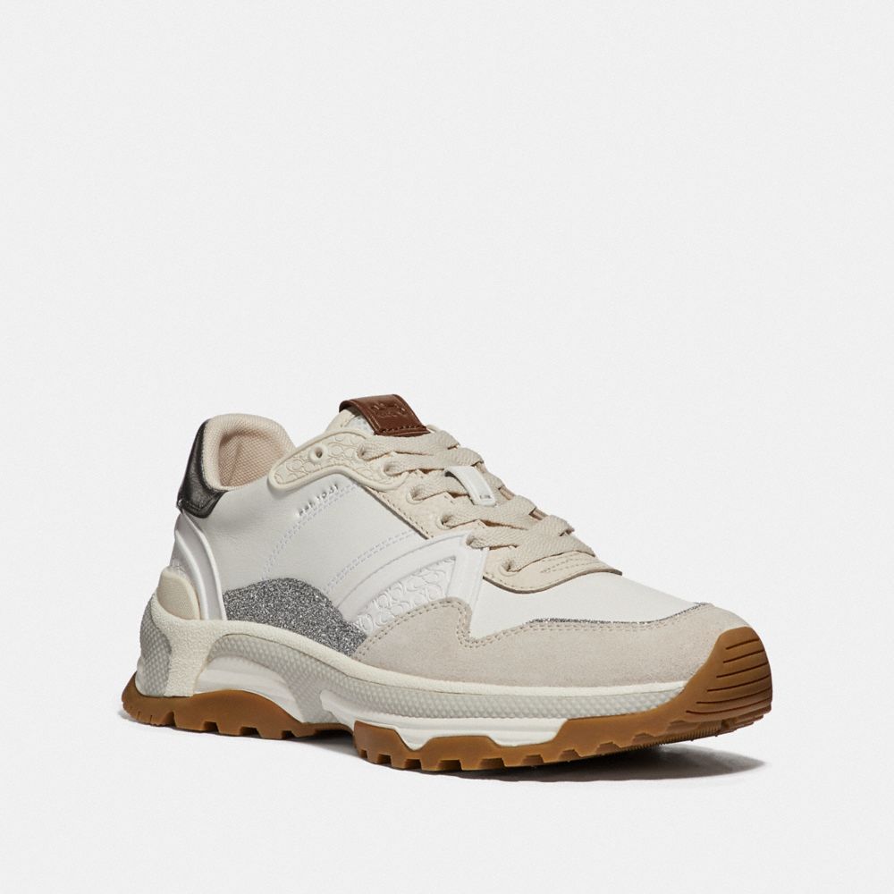 coach c150 runner
