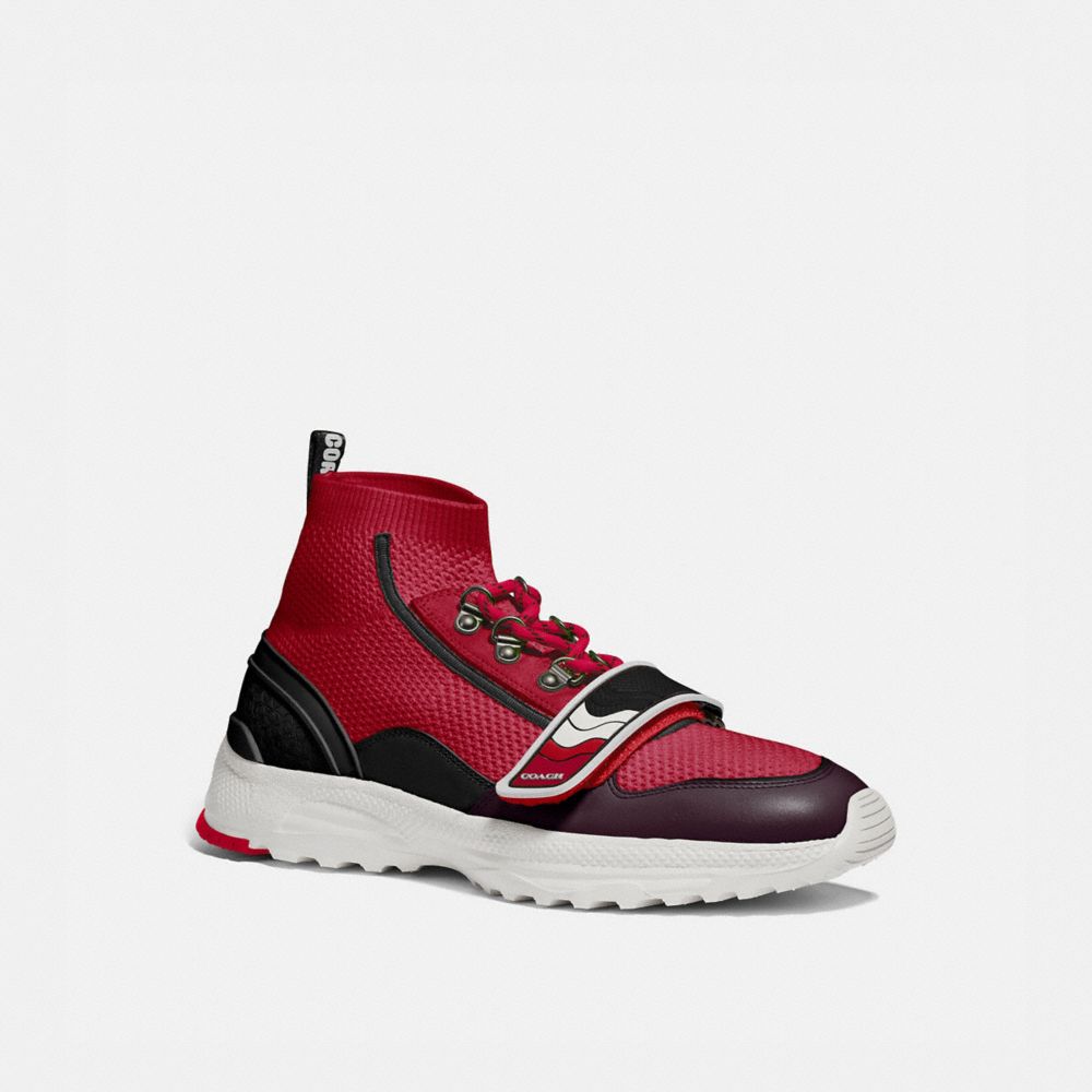 c243 high top runner